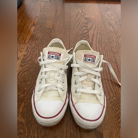 CONVERSE Chuck Taylor All Star Sneakers White Women's 6 THEY FIT LIKE A 5.5 - Picture 2 of 7
